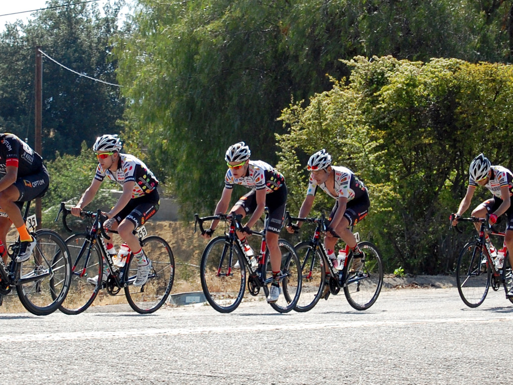 Having a man in the break, and leader on the road, made it difficult for The Team to guard against threats to Gavin Mannion's GC position...